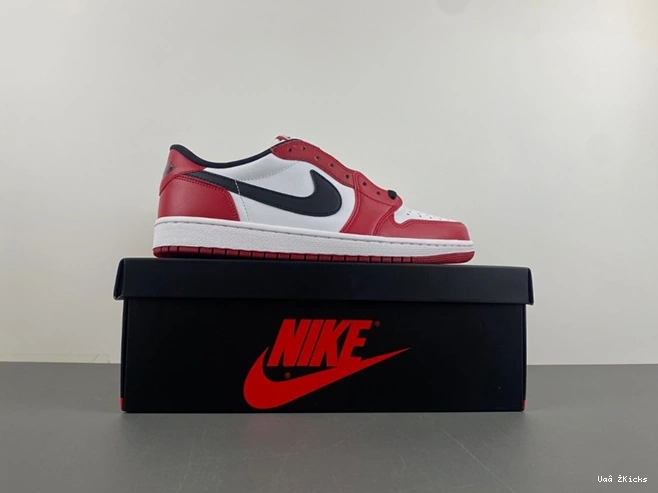 Low Chicago  Jordan 7607 705329- 35 Retro 1 SmartChoice 1019